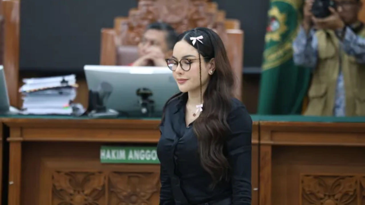 Nikita Mirzani Kembali Emosi di Sidang Dugaan Pemerasan dan TPPU