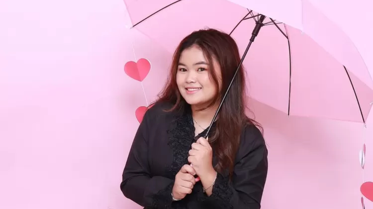 Sherly Anak Sulung Mpok Alpa yang Kini Berperan Sebagai Ibu untuk Adik-Adiknya