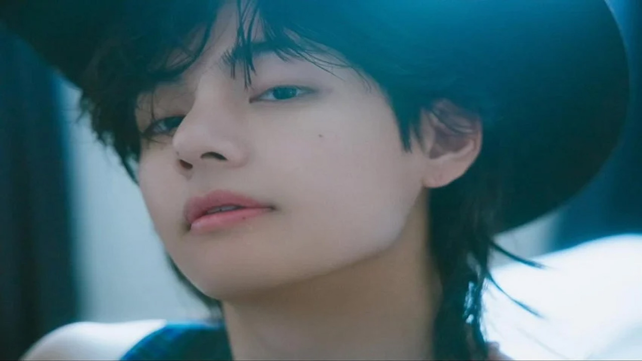 V BTS Puncaki Pencarian Google, Jadi Idol K-Pop Paling Disorot Sepanjang 2025